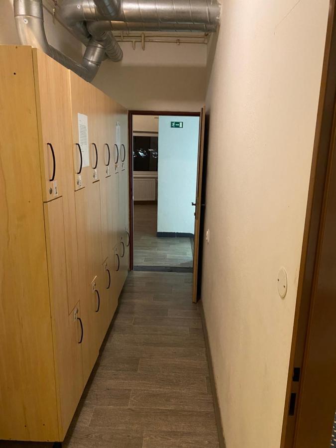 Easy Housing Hostel Praag Buitenkant foto