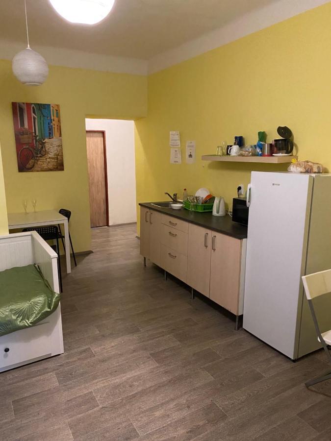 Easy Housing Hostel Praag Buitenkant foto