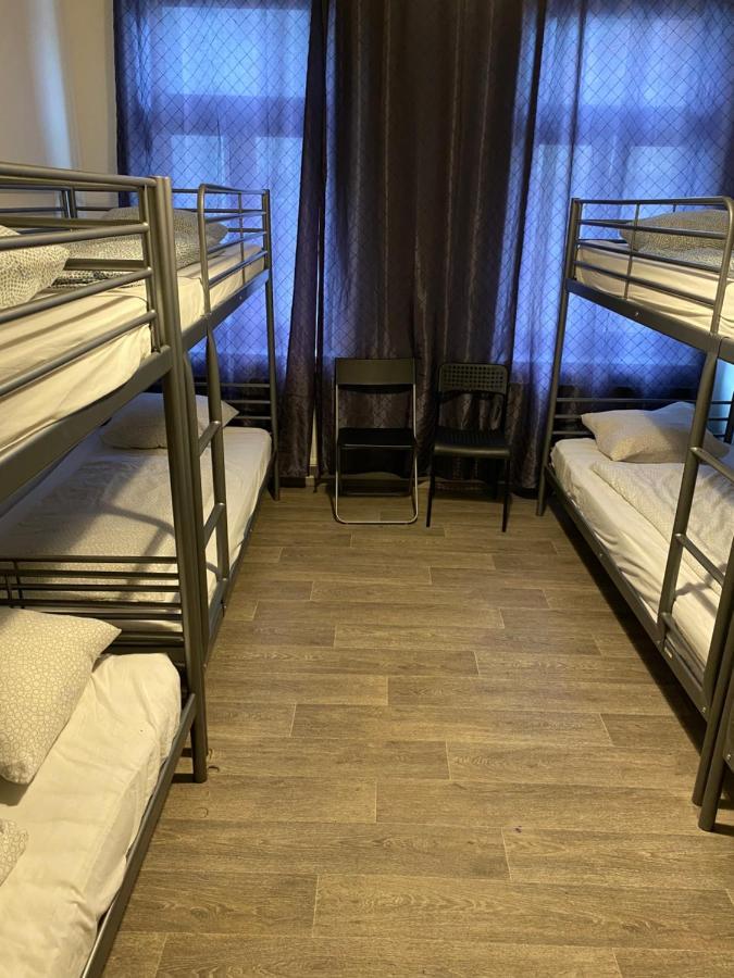 Easy Housing Hostel Praag Buitenkant foto