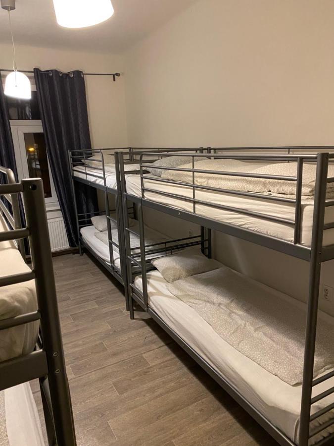 Easy Housing Hostel Praag Buitenkant foto