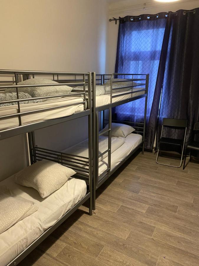 Easy Housing Hostel Praag Buitenkant foto