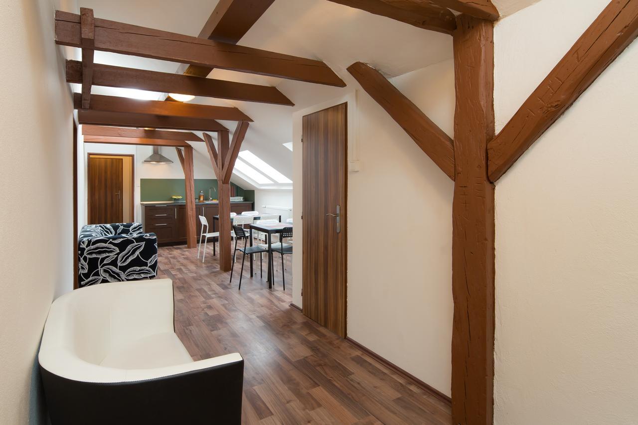 Easy Housing Hostel Praag Kamer foto